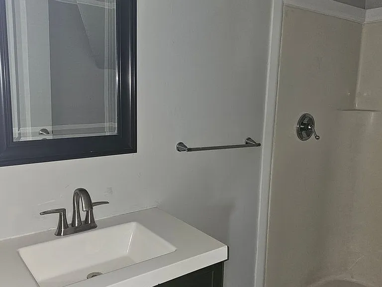 120 North St — Photo 4