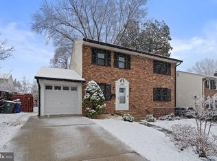 2339 N Powhatan St, Arlington, VA 22205