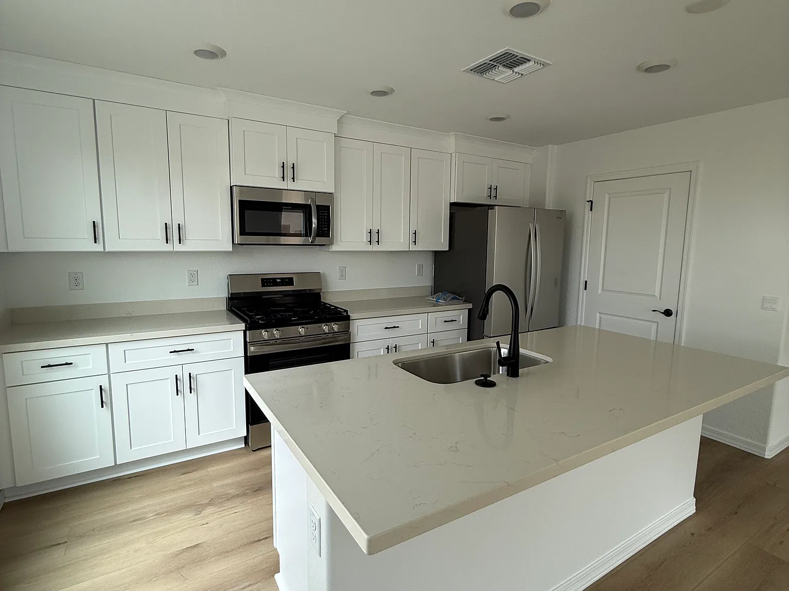 6115 Old Mountain Way — Photo 2