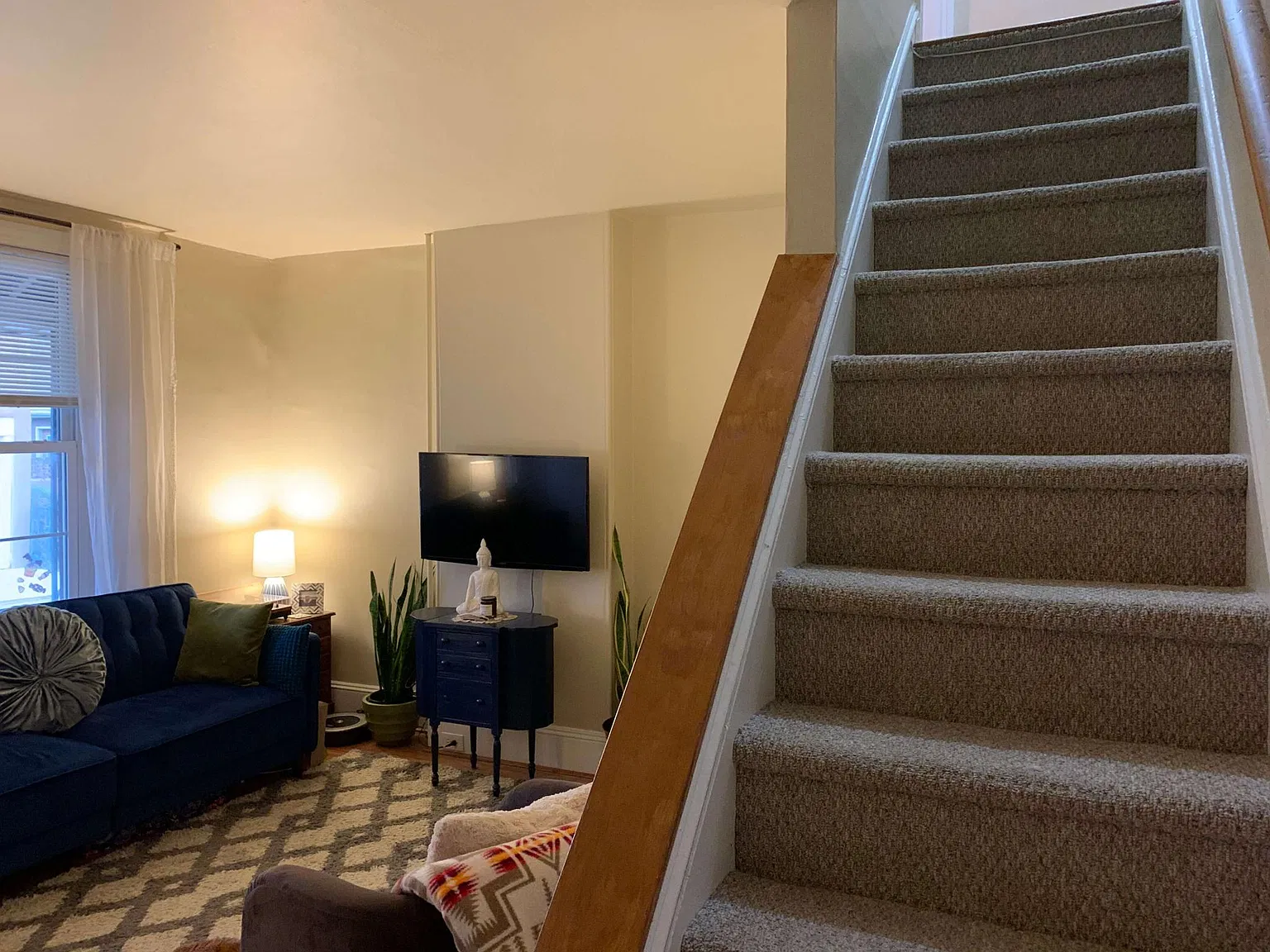 2 bed, 1200 sqft, $1,950 — Photo 4
