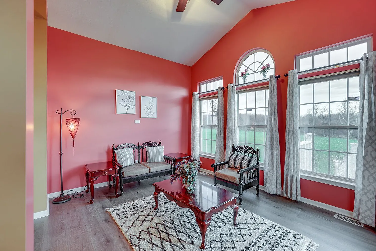 3 bed, 2.0 bath, 1797 sqft, $3,935 — Photo 3
