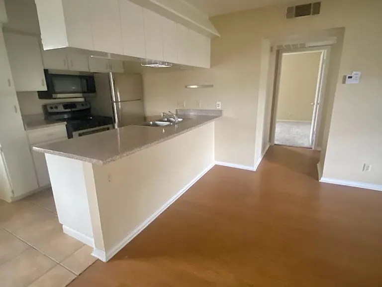 910 Duncan Ln #61 — Photo 12