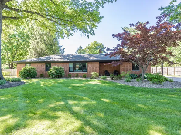 2513 E 99th St, Indianapolis, IN 46280