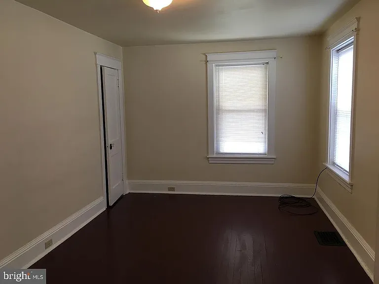 6 Olive St — Photo 7