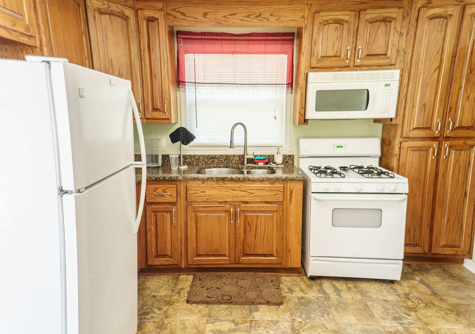 $500 Per Bedroom House In Auburn! — Photo 1