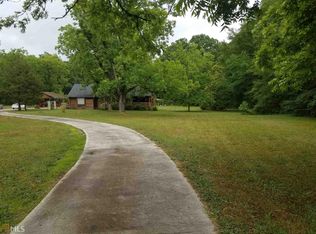 759 Old Milner Rd, Barnesville, GA 30204