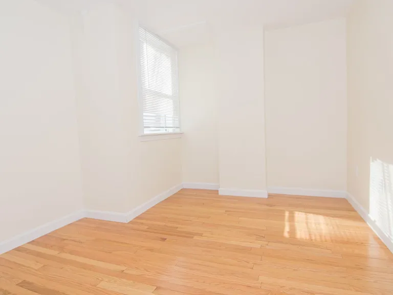 1805 Beacon St #2B — Photo 7