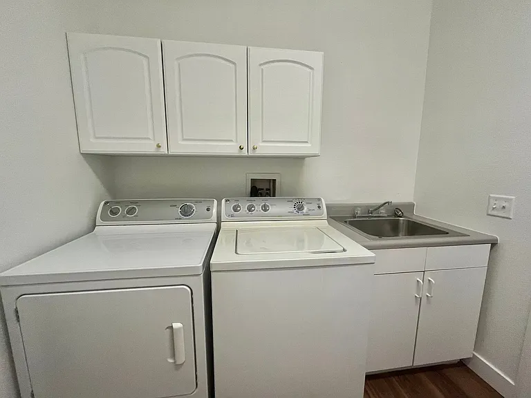 3816 Waynesvill St — Photo 57
