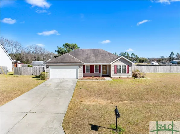 80 Alvidine Lane, Ellabell, GA 31308