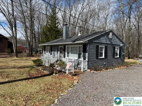 192 Cartwright Rd, Pocono Lake, PA 18610