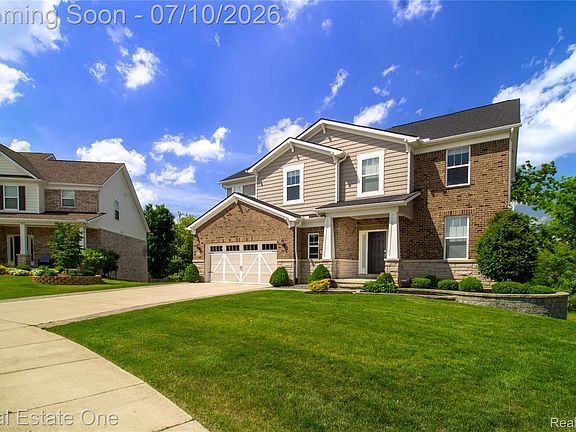 3rd image of 45204 Preserve Ct
