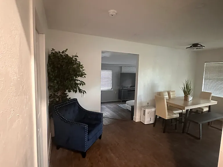 2112 Mark Ave #1 — Photo 7