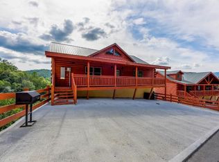 3310 Smoky Ridge Way, Sevierville, TN 37862