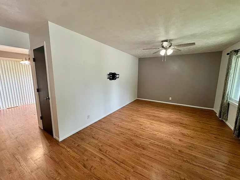 3003 Joann Ave — Photo 11
