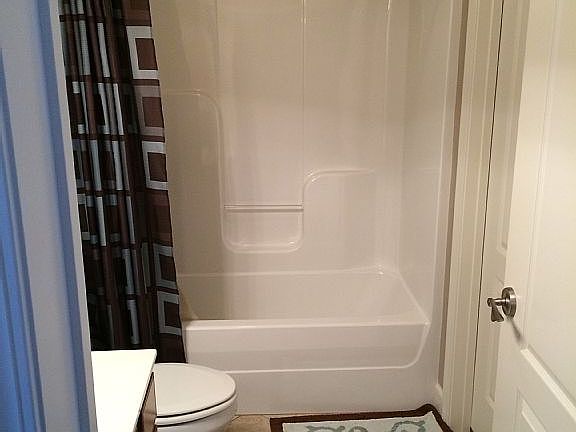2nd Bathroom
