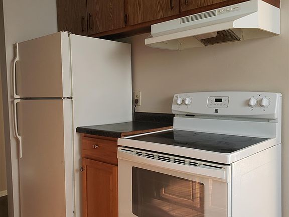 2nd image of 1222 Westminster St APT 302