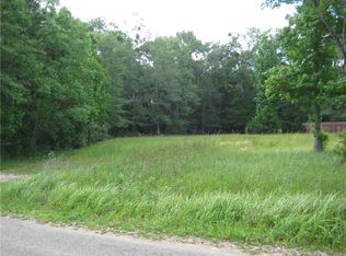 17205 Saint Gertrude Dr, Covington, LA 70435