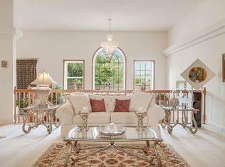 2923 Rutherford Dr, Urbana, IL 61802