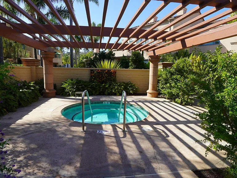 3746 Paseo Vista Famosa — Photo 24