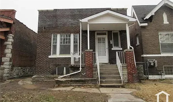 3203 N Taylor Ave