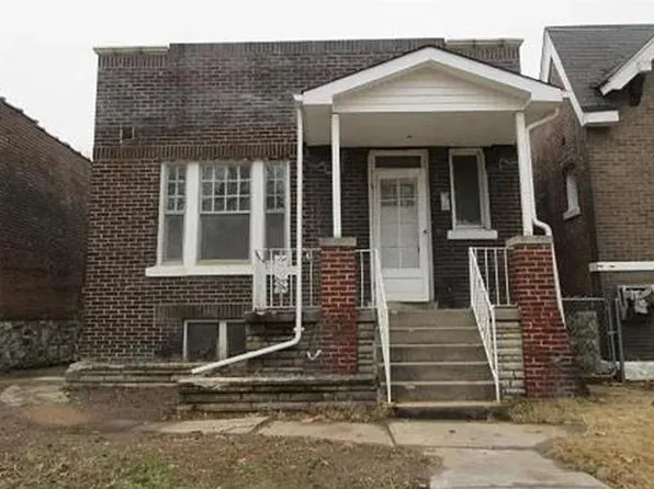 3203 N Taylor Ave, Saint Louis, MO 63115