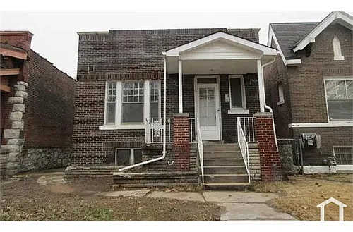 3203 N Taylor Ave Photo 1