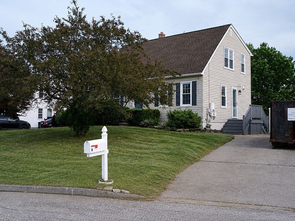 1st image of 7 Rolling Ridge Rd