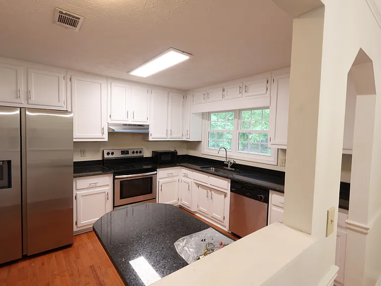 1325 Castle Royale Ct — Photo 12