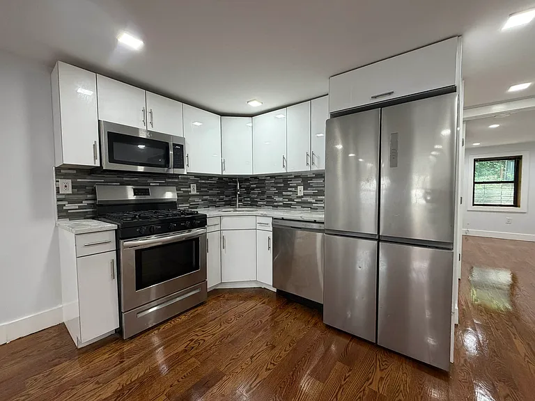 1380 Saint Marks Ave #GARDEN — Photo 6