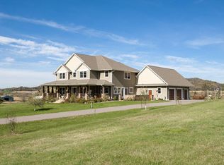 W6252 Valley Pl, Holmen, WI 54636