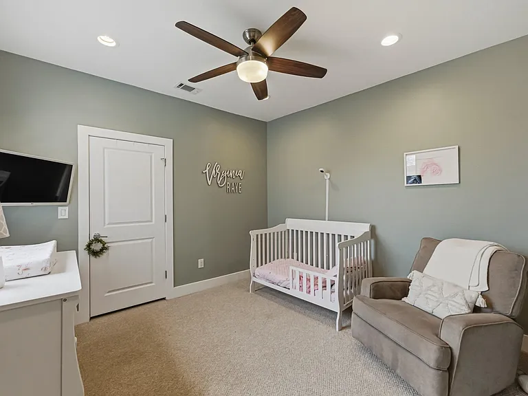 1405 Camelot Cir #A — Photo 25