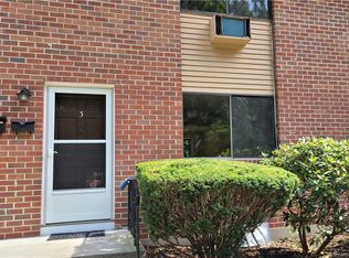 1670 Farmington Ave APT 3, Farmington, CT 06085