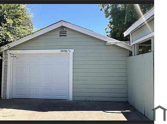 3rd image of 3996 Sierra Vista Ave #2