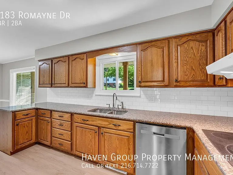 1183 Romayne Dr — Photo 14
