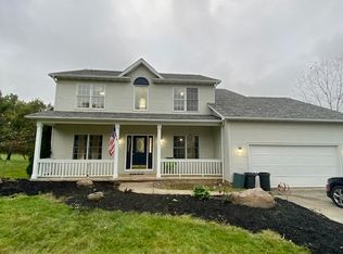 827 Wadsworth Rd, Medina, OH 44256