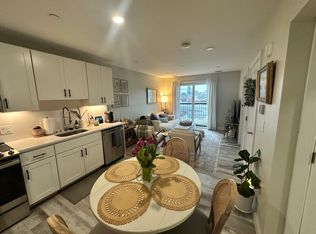 200-204 Old Colony Ave #604, Boston, MA 02127