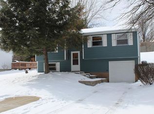 301 Partridge Run Rd, Gibsonia, PA 15044