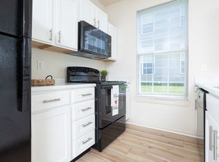 5475 Winding River Rd #17690E, Noblesville, IN 46062