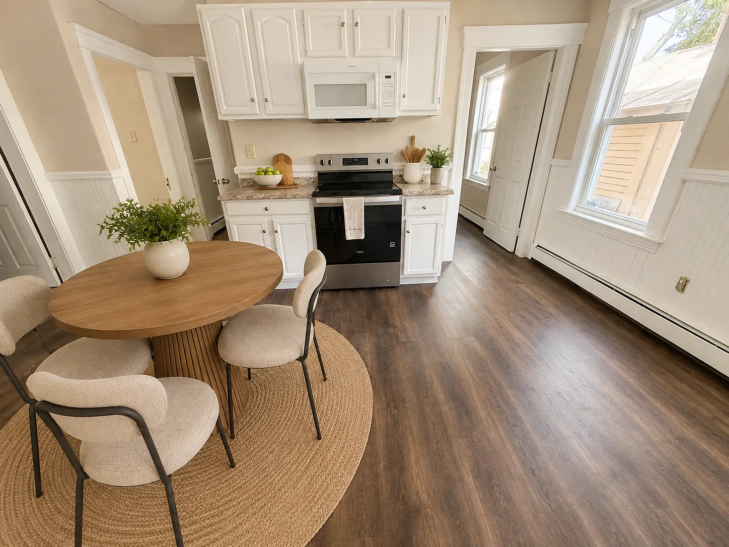3 bed, 1450 sqft, $2,300 — Photo 2