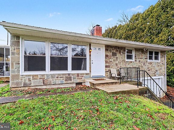 3rd image of 1949 Millersville Rd