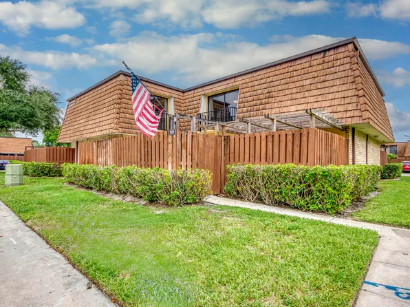 926 9th Lane, Greenacres, FL 33463