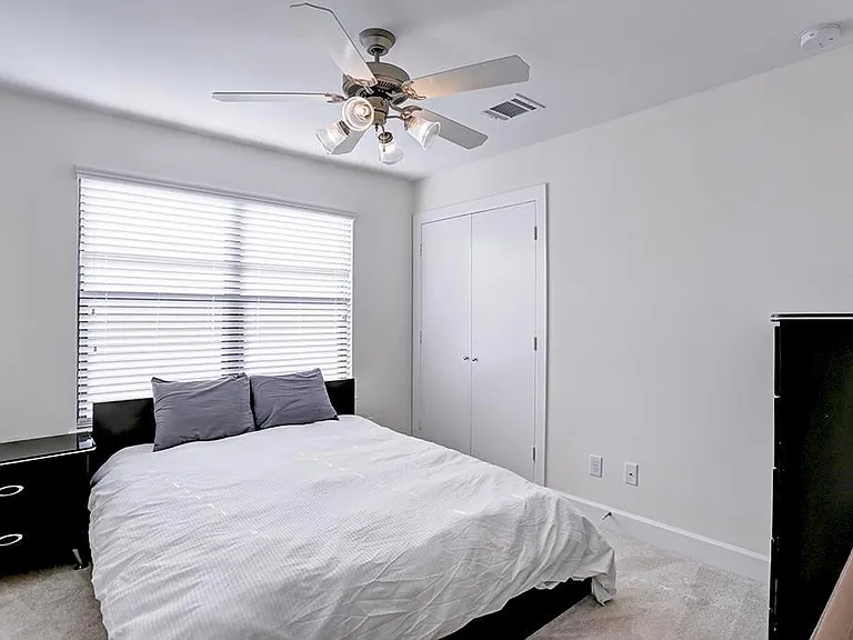 648 Westcross St #303 — Photo 11