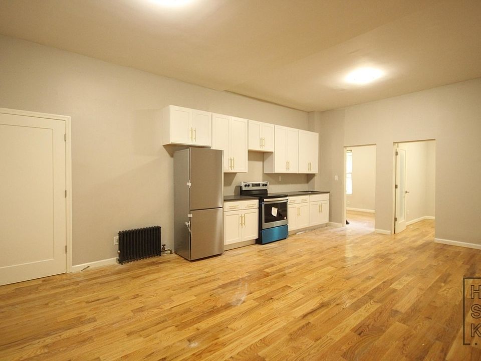 1st image of 949 Bedford Ave APT 2