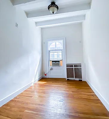 Rented by City Connections Realty | media 23