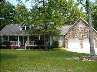 849 Van Dell Dr, Rock Spring, GA 30739