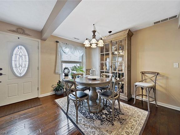 5th image of 15 New Concord Dr #1