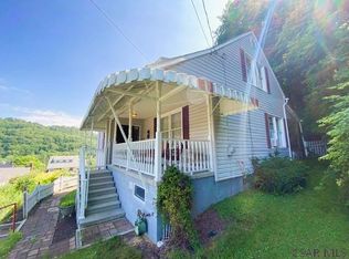 402 Flag Ave, Johnstown, PA 15902