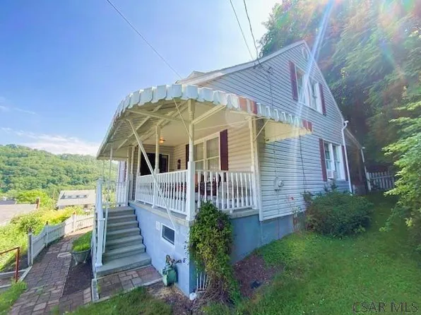 402 Flag Ave, Johnstown, PA 15902