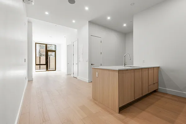 Rented by Nooklyn NYC LLC | media 1