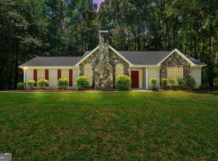 20 Four Oaks Dr, Newnan, GA 30263